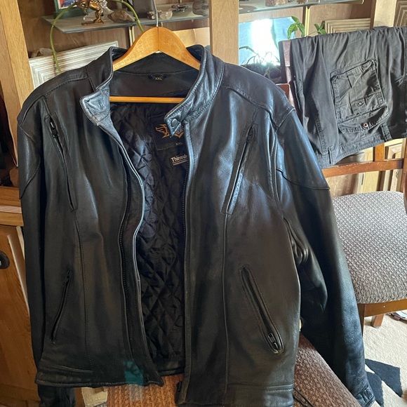 Universal Riders XXL Leather Jacket - Picture 2 of 5